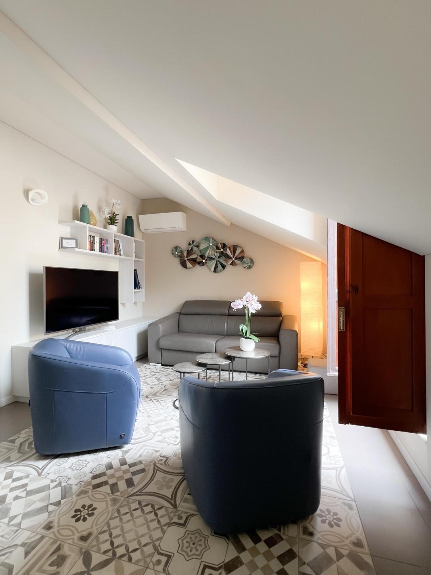 Comecasa 10 Minutes Walk From Duomo 2 Bedroom Apartment Милан Экстерьер фото
