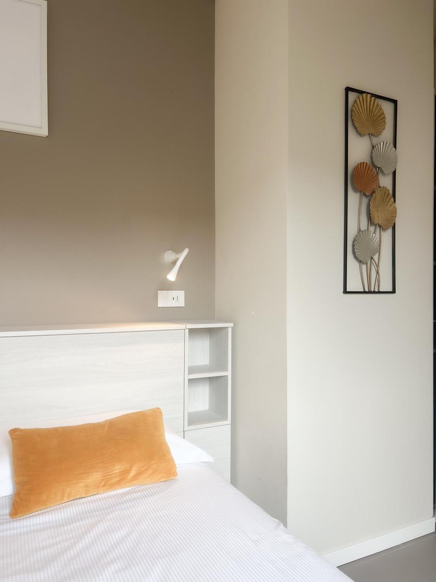 Comecasa 10 Minutes Walk From Duomo 2 Bedroom Apartment Милан Экстерьер фото