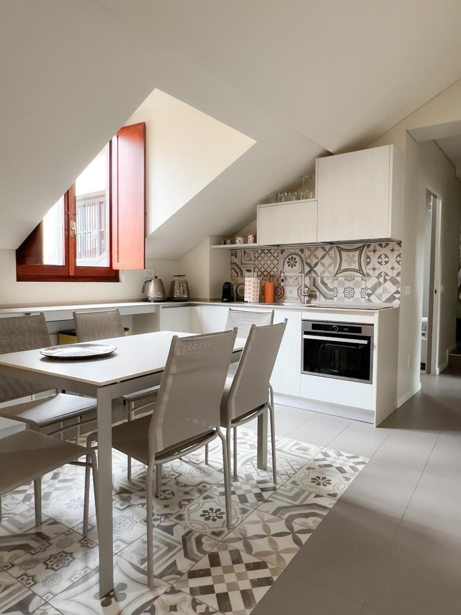 Comecasa 10 Minutes Walk From Duomo 2 Bedroom Apartment Милан Экстерьер фото