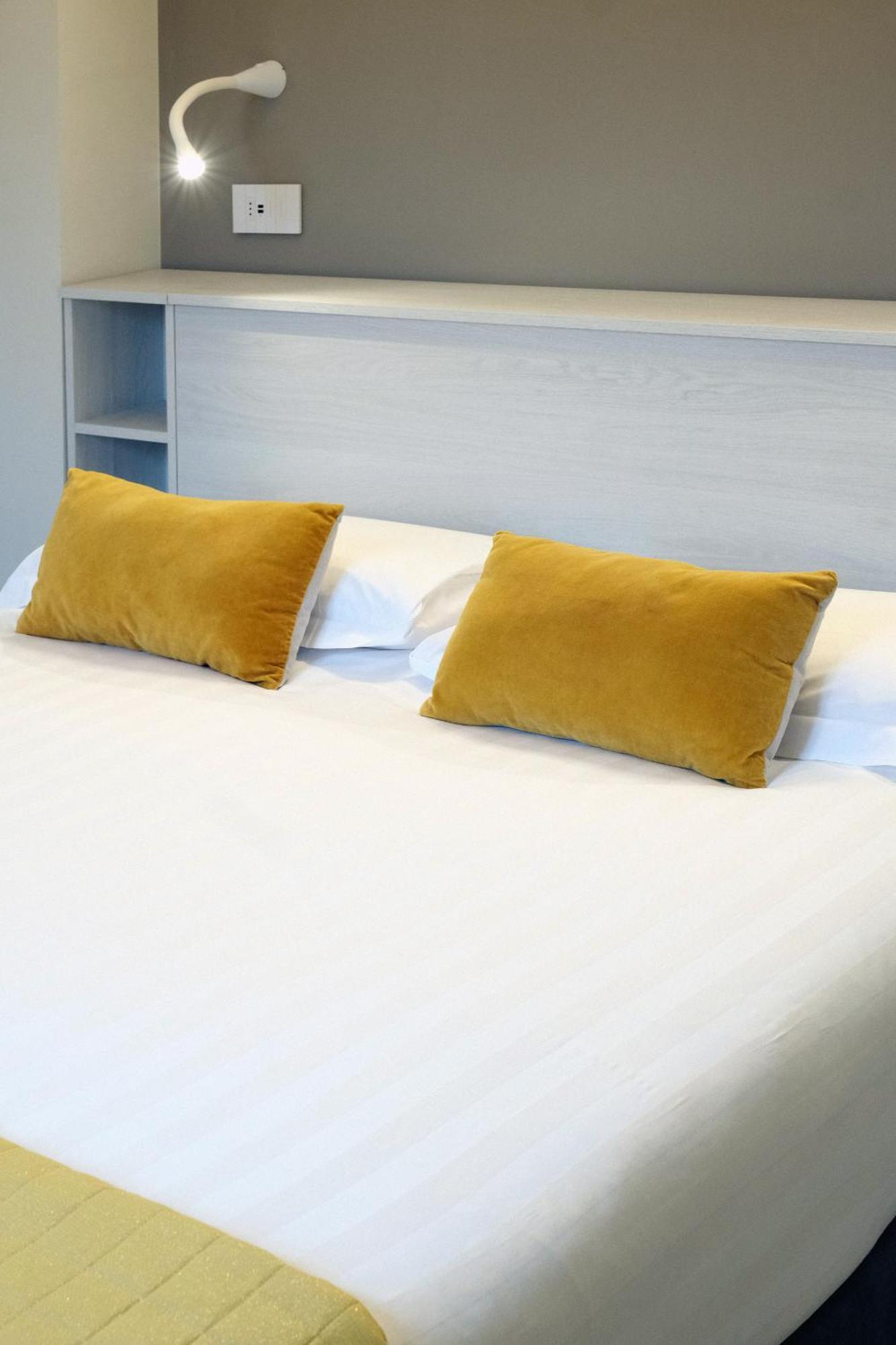 Comecasa 10 Minutes Walk From Duomo 2 Bedroom Apartment Милан Экстерьер фото