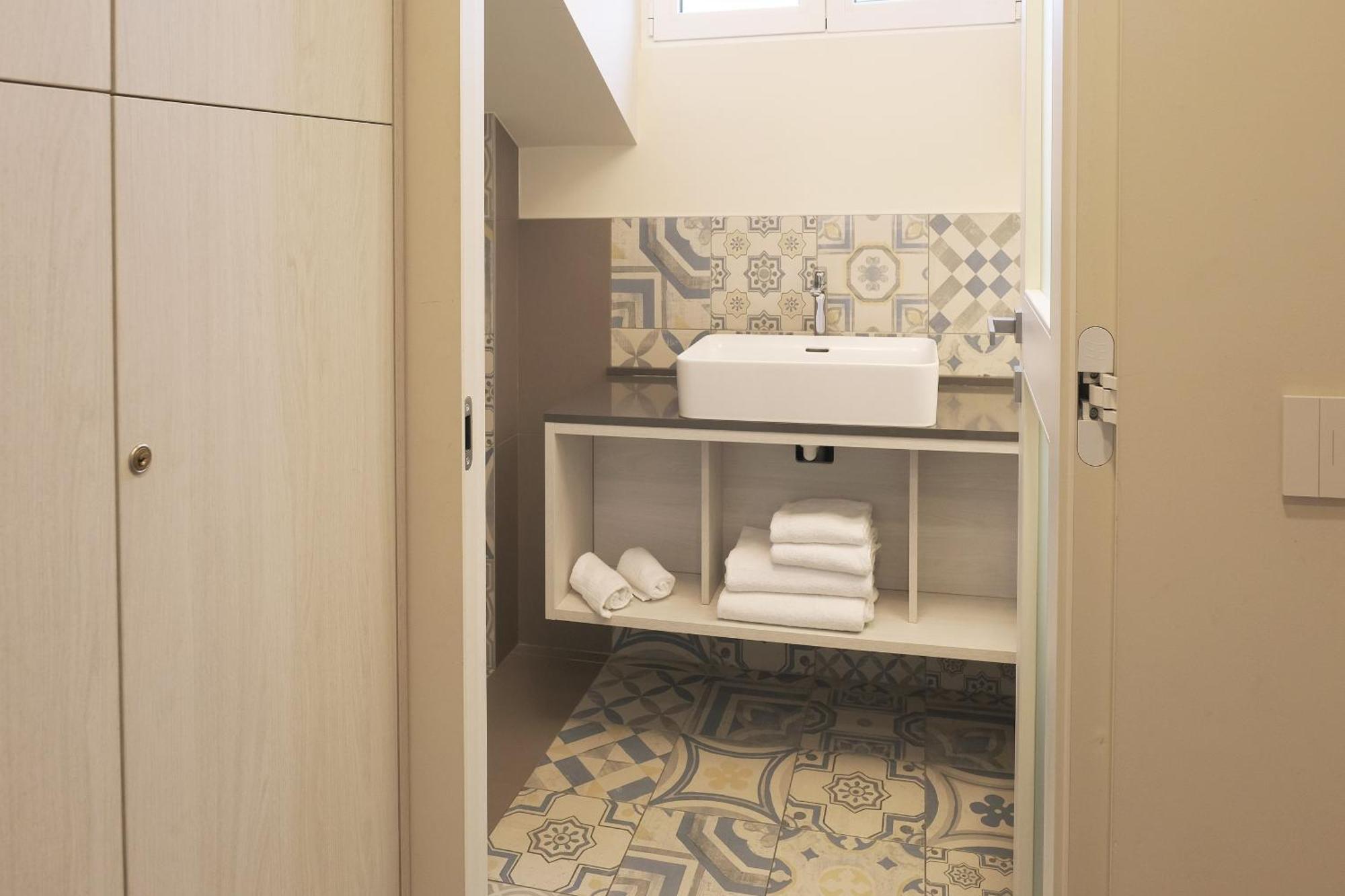 Comecasa 10 Minutes Walk From Duomo 2 Bedroom Apartment Милан Экстерьер фото