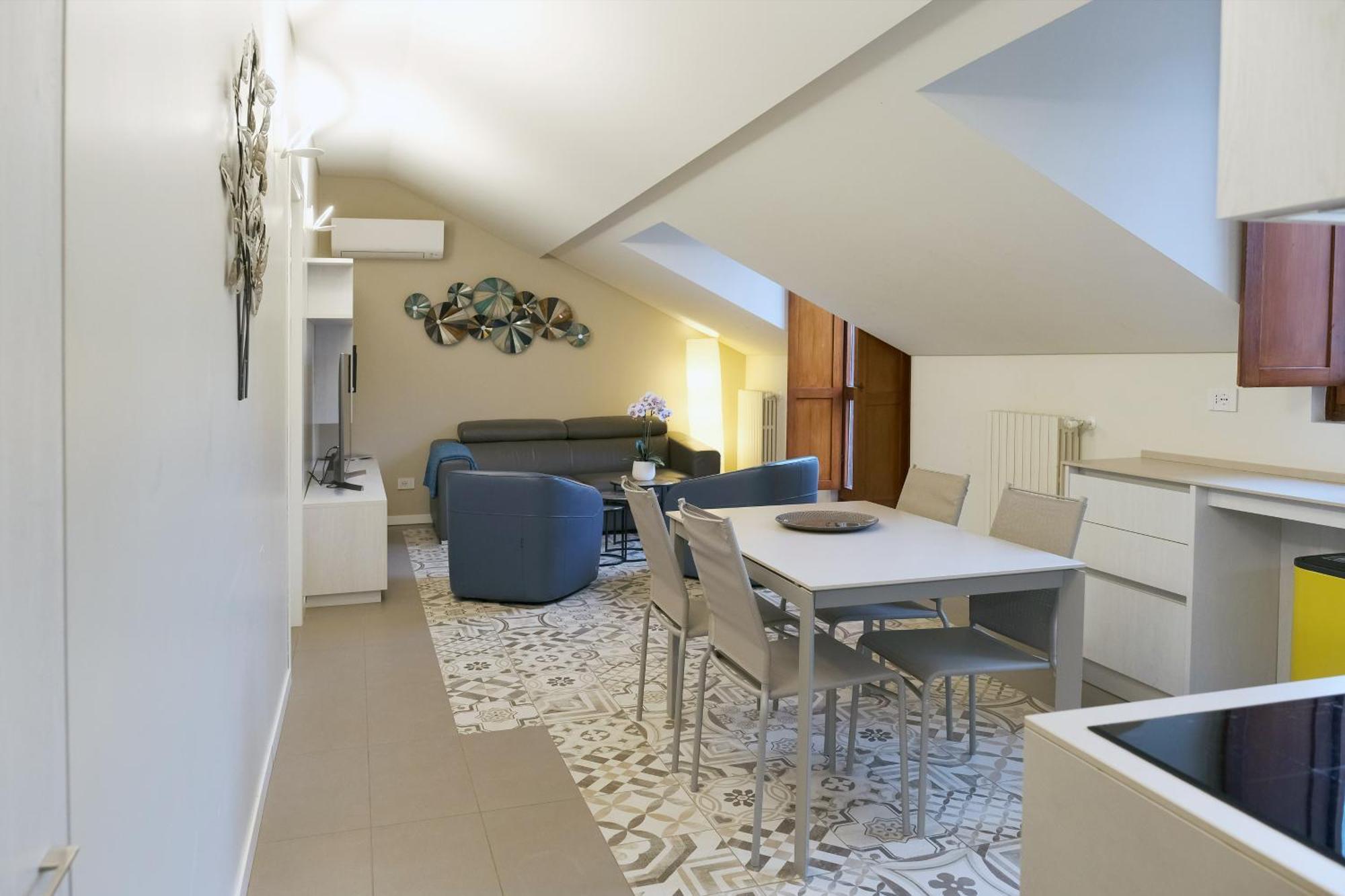 Comecasa 10 Minutes Walk From Duomo 2 Bedroom Apartment Милан Экстерьер фото