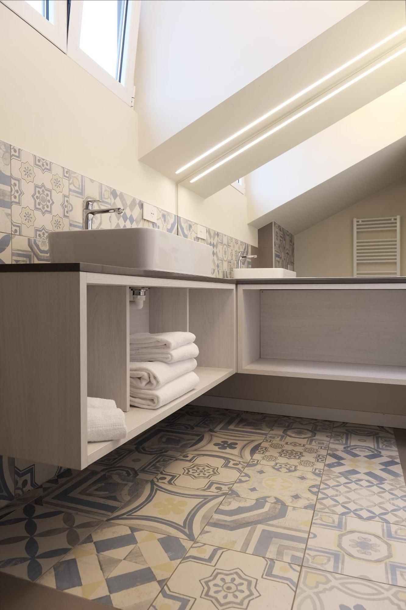 Comecasa 10 Minutes Walk From Duomo 2 Bedroom Apartment Милан Экстерьер фото