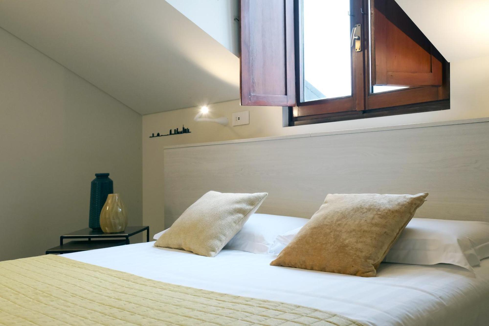Comecasa 10 Minutes Walk From Duomo 2 Bedroom Apartment Милан Экстерьер фото