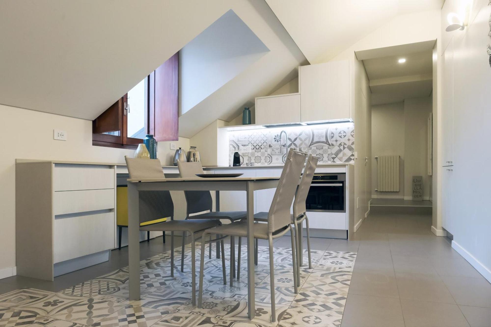Comecasa 10 Minutes Walk From Duomo 2 Bedroom Apartment Милан Экстерьер фото