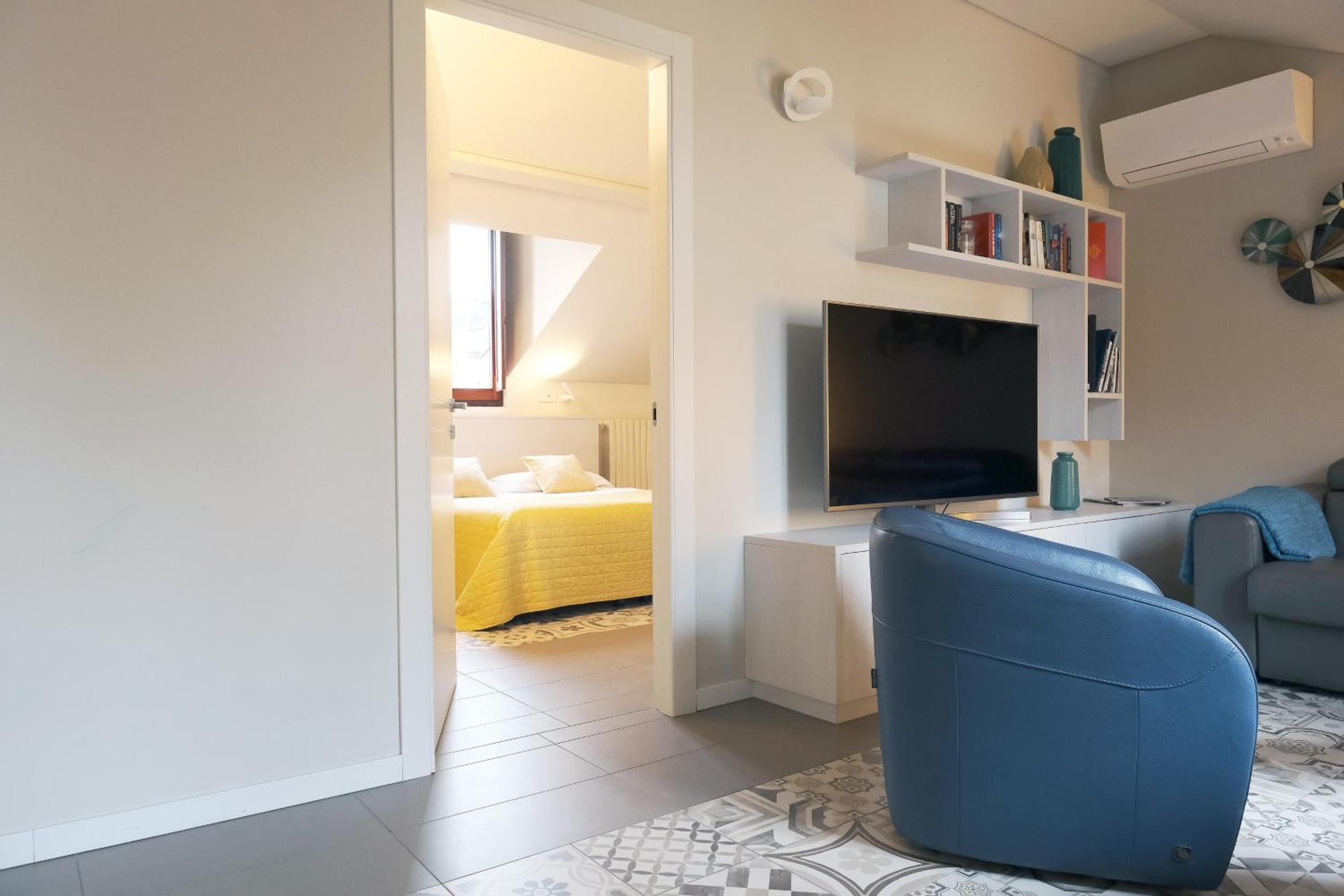 Comecasa 10 Minutes Walk From Duomo 2 Bedroom Apartment Милан Экстерьер фото