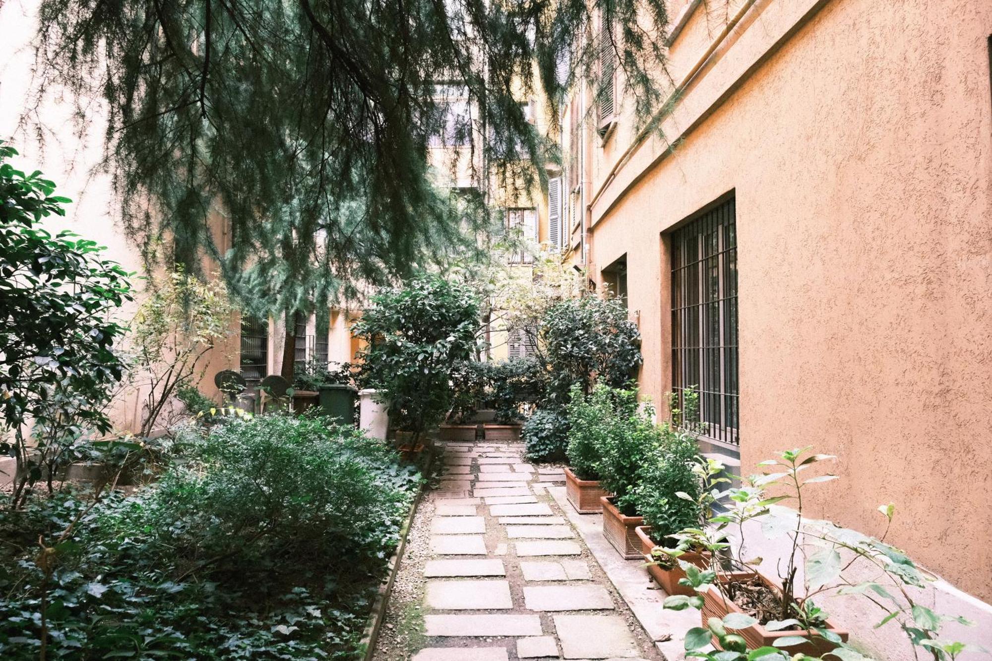 Comecasa 10 Minutes Walk From Duomo 2 Bedroom Apartment Милан Экстерьер фото
